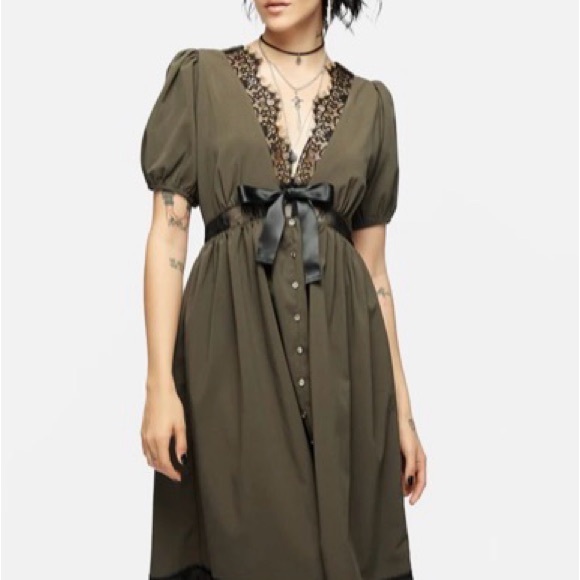 Disturbia Dresses & Skirts - Disturbia Mortuary Lace Button Up Midi dress